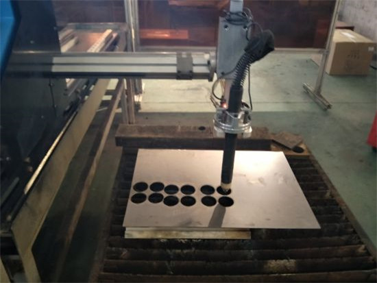 صنع في الصين الجدول / بروتابلي cnc آلة قطع البلازما للمواد ورقة جولة معدنية