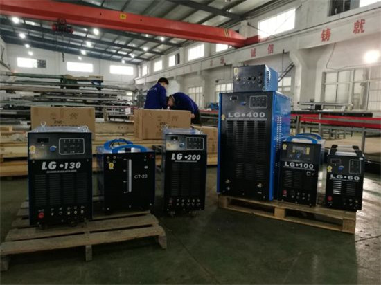 الصين رخيصة محمولة CNC البلازما القاطع التصنيع باستخدام الحاسب الآلي آلة قطع البلازما